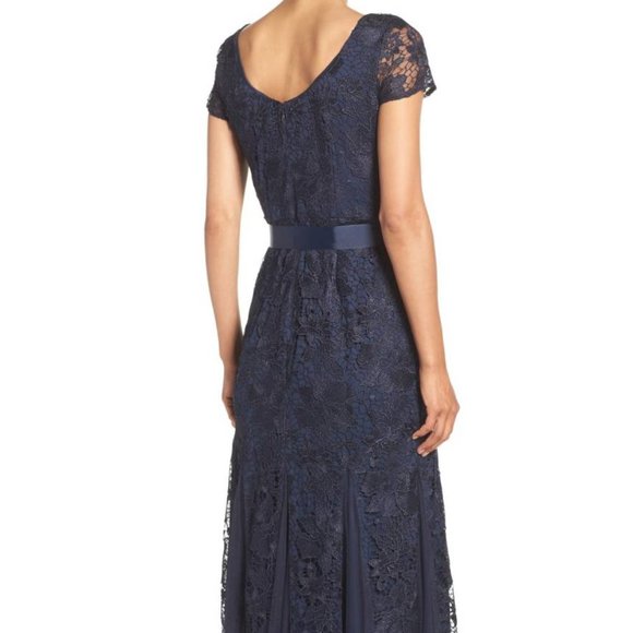 Adrianna Papell NEW Jewel Embellished Lace Gown with Mesh Godet Insets DressπHP - Picture 6 of 9